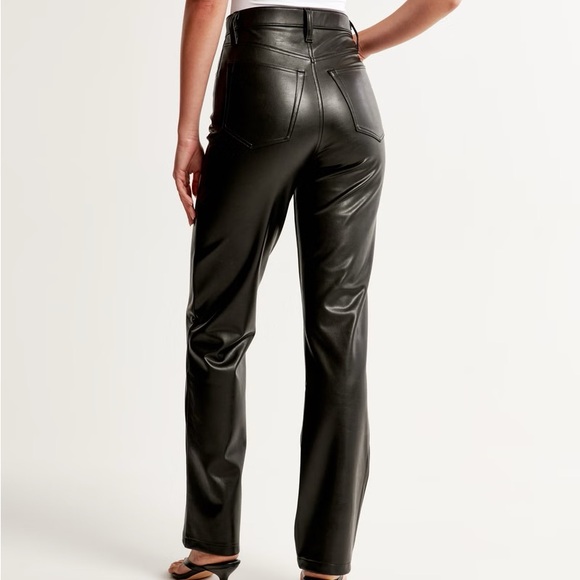 A&F Curve Love 90s Straight Leather Pant - Picture 2 of 5